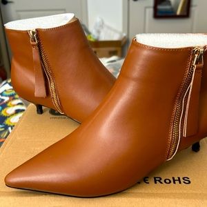 A pair of Tanish brown short boots, size 10 & brand NEW! Zippers SOLD SOLD SOLD